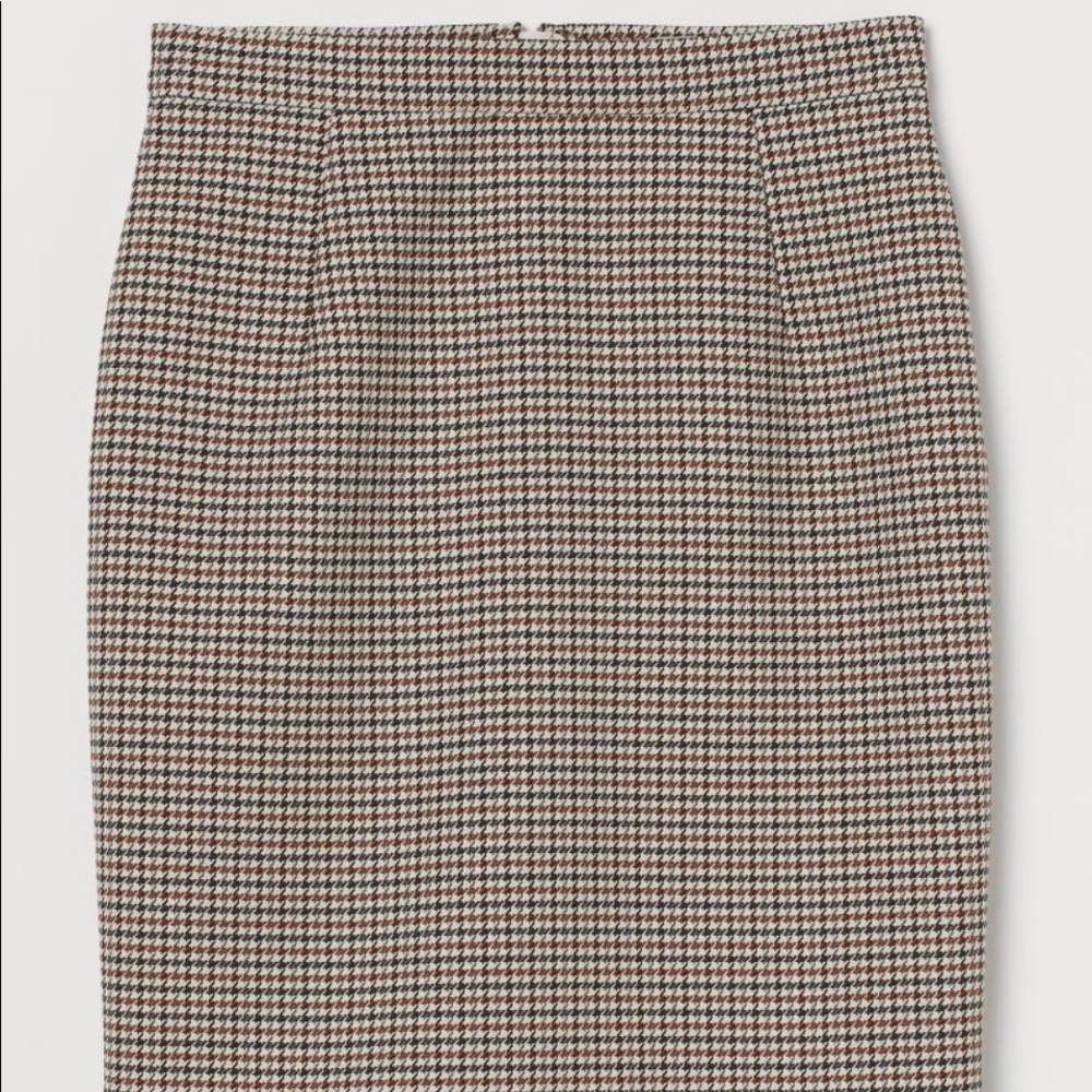 H&M houndstooth mini skirt